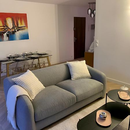 Magnifique Appartement, 3 Min De Paris ลูวาลัวเปแรต์ ภายนอก รูปภาพ