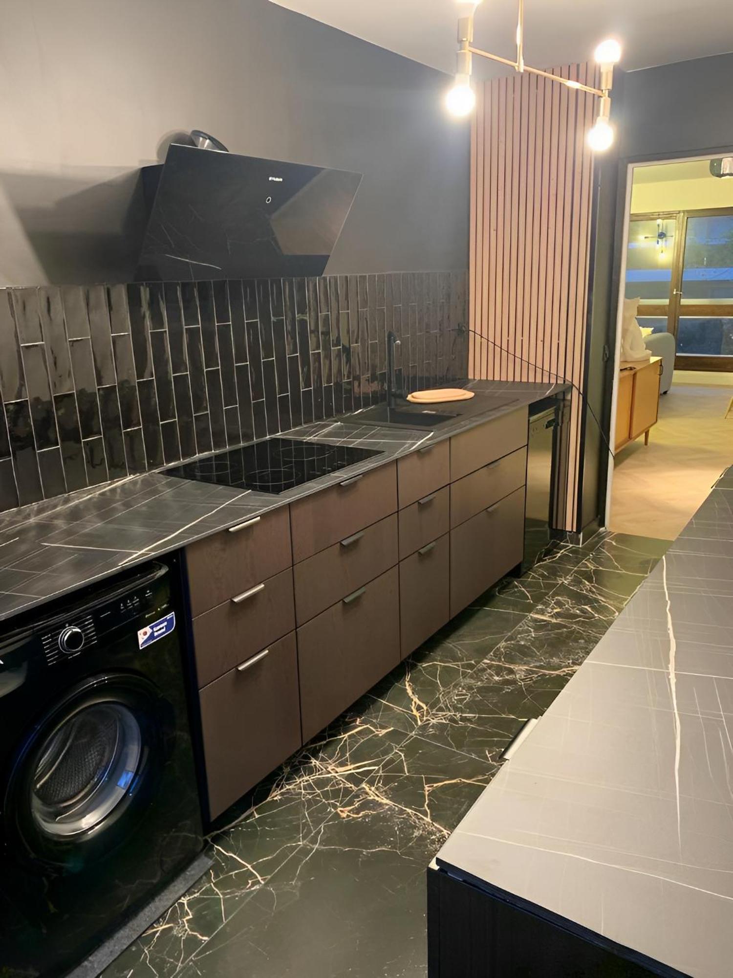 Magnifique Appartement, 3 Min De Paris ลูวาลัวเปแรต์ ภายนอก รูปภาพ